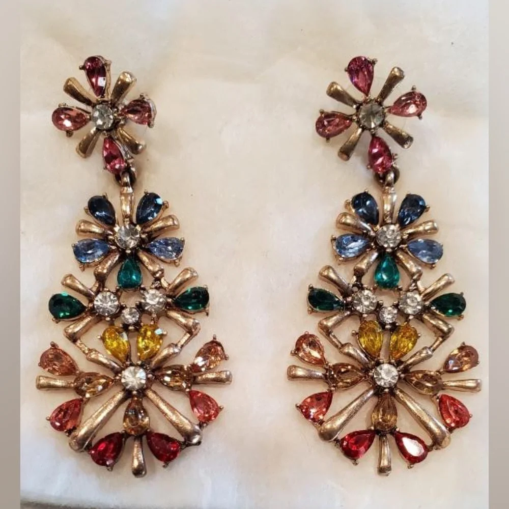Multicolor Rhinestones Dangly Earrings Pierced Ears
